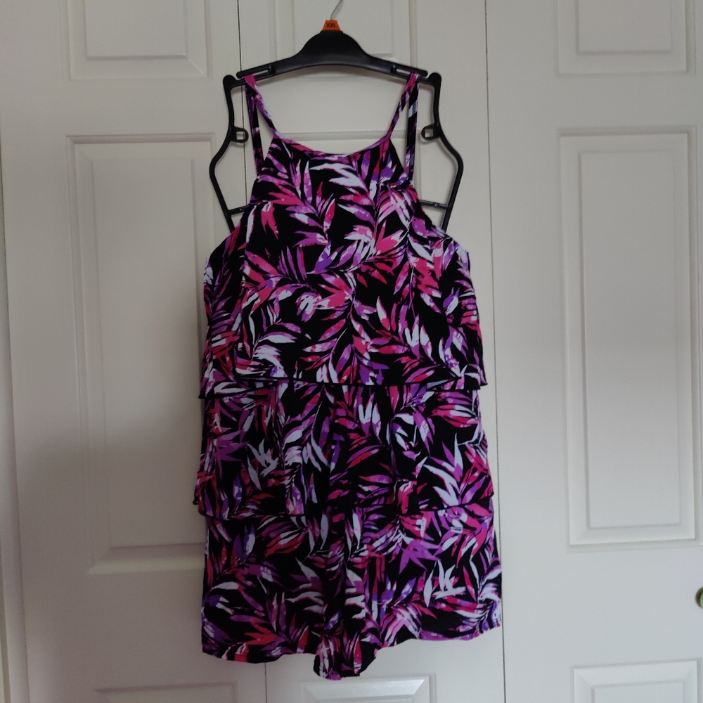 Ladies bathing suit